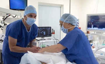Une anesthésie au bloc opératoire de l’Hôpital ophtalmique