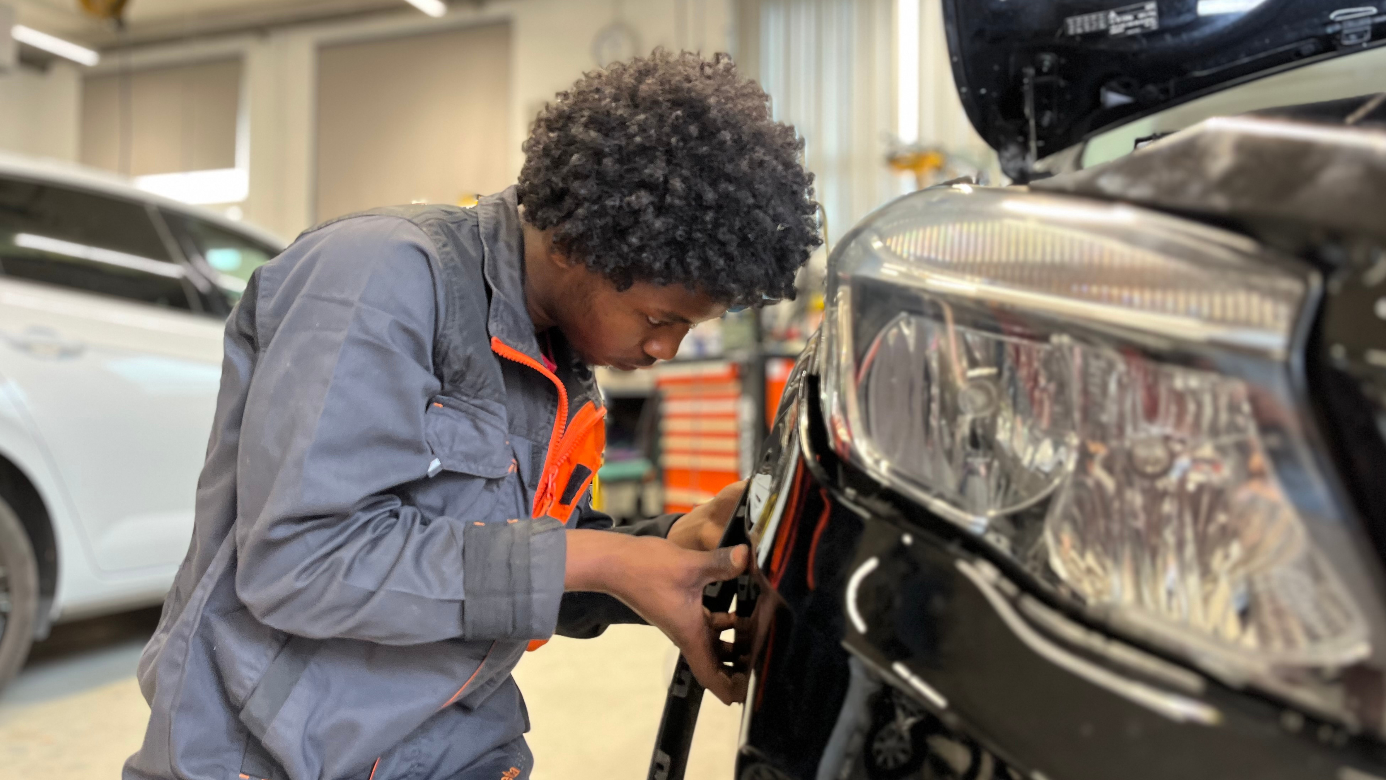 Adhanom, réfugié erythréen en insertion professionnelle grâce à PORTAILS