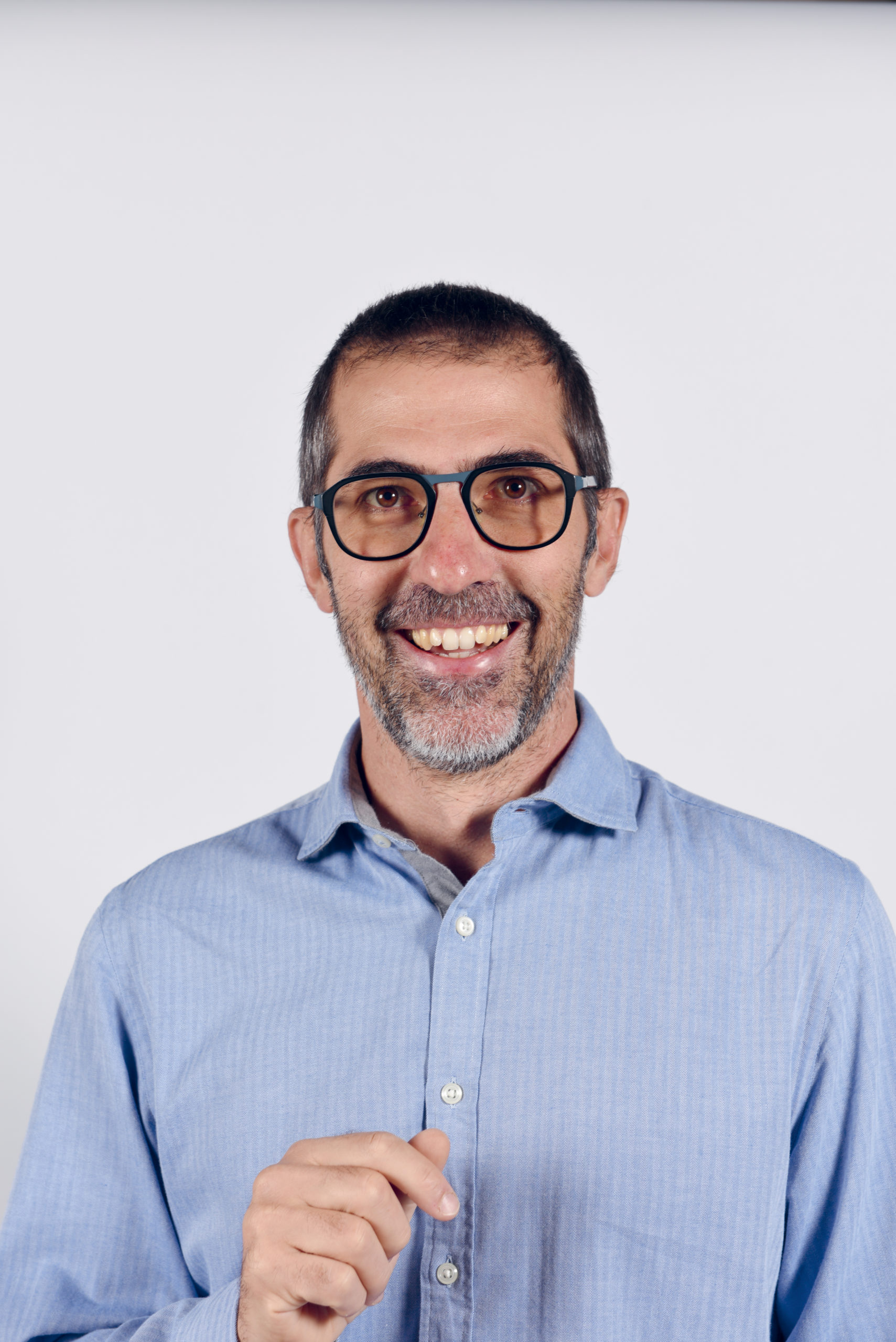 Portrait du Docteur Diego Ghezzi lauréat du Prix Vogt 2023, pour l'article