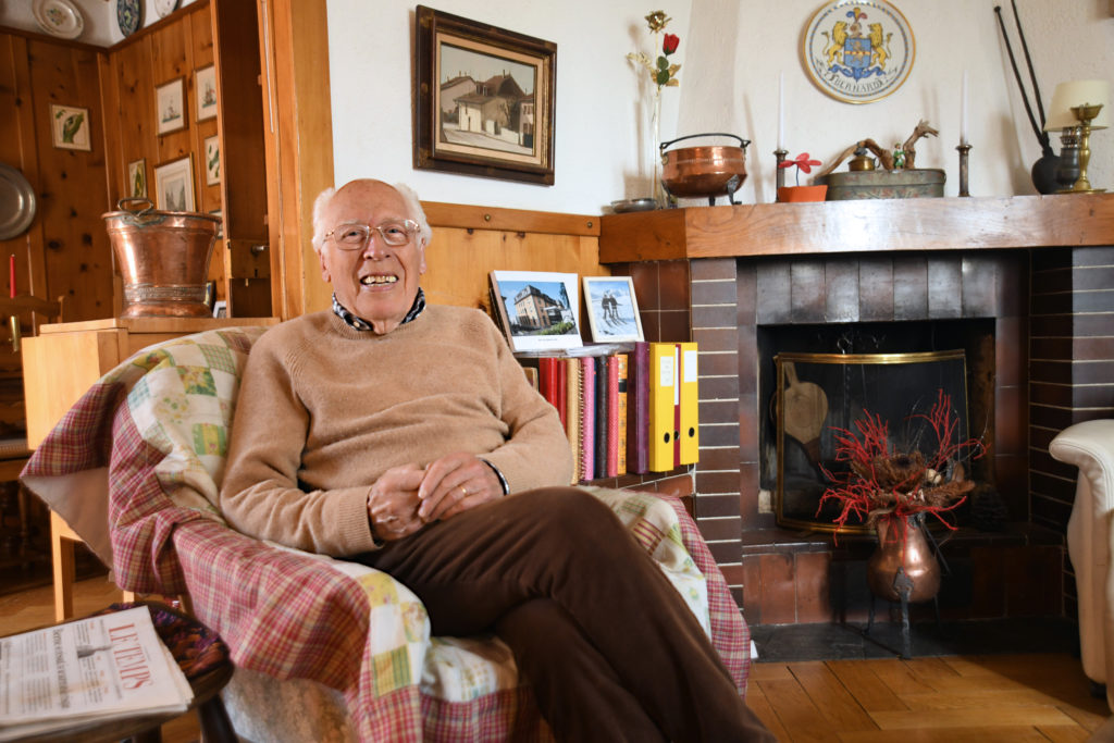 Photo du Professeur Gailloud dans sa maison à Renens