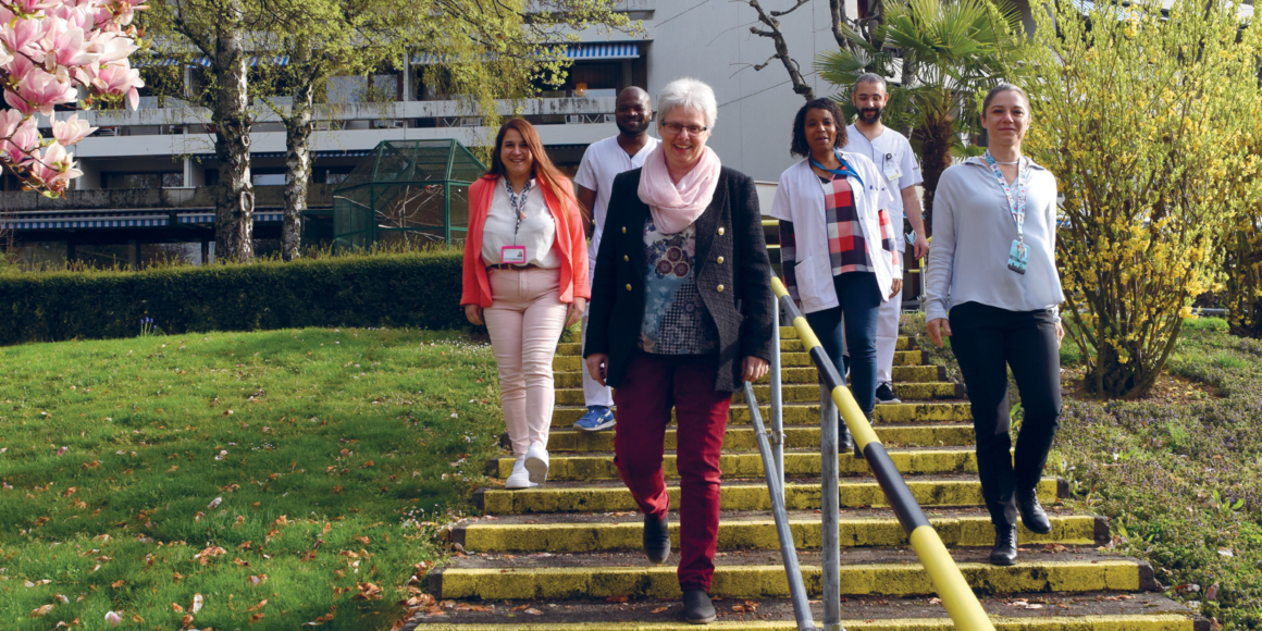 Mireille Carrupt, directrice de l'EMS et son équipe