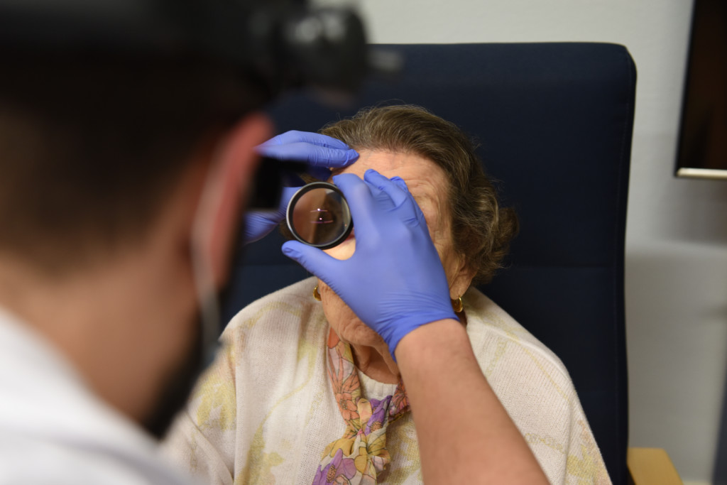 Consultation ophtalmologique en EMS