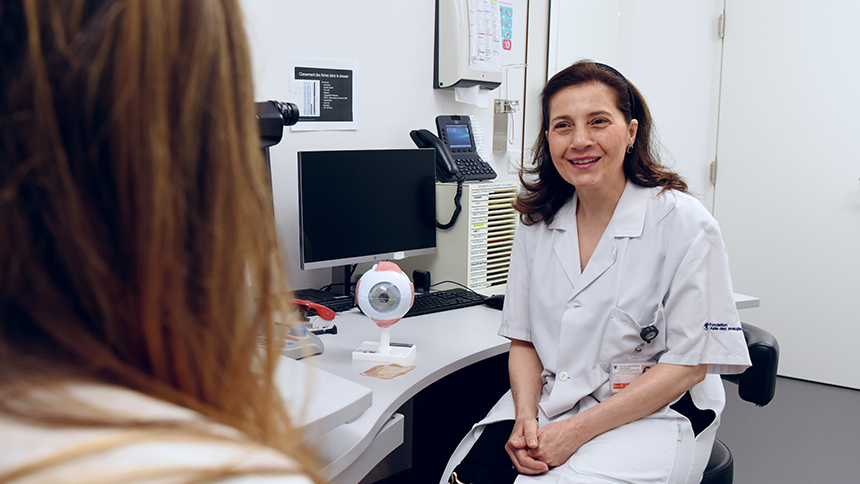 Dre Kate Hashemi, responsable de l'unité de cornée et chirurgie réfractive