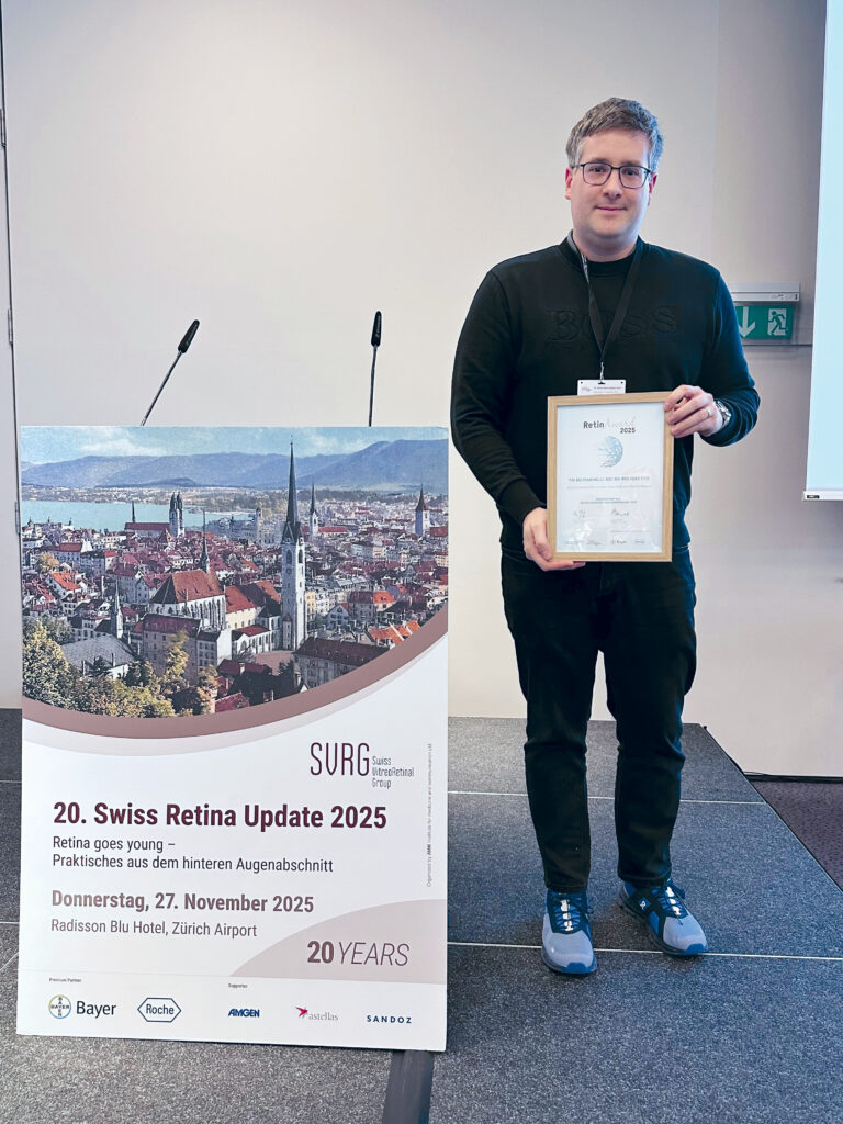 Le Dr Tim Bertraminelli reçoit le RetinAward.