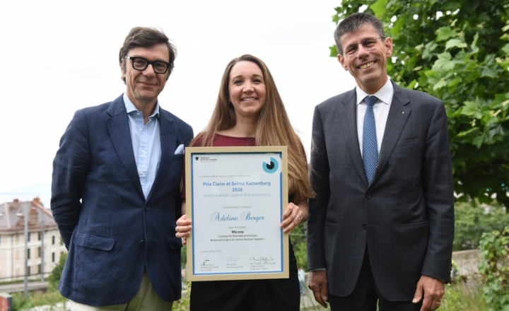 La Dre Adeline Berger avec le Prix Kattenburg 2026.
